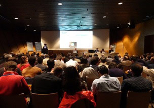 HOYA Surgical Optics Symposium and Live Surgery at the SFO Congress in Paris